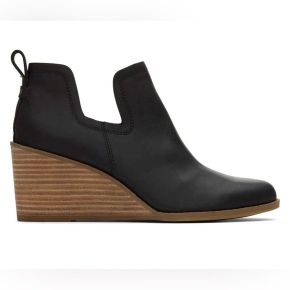 Toms Shoes - Toms Kallie Bootie Size 8 EUC